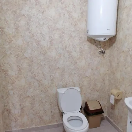 Синьо Лято Gæstehus *