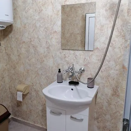 Gæstehus Синьо Лято